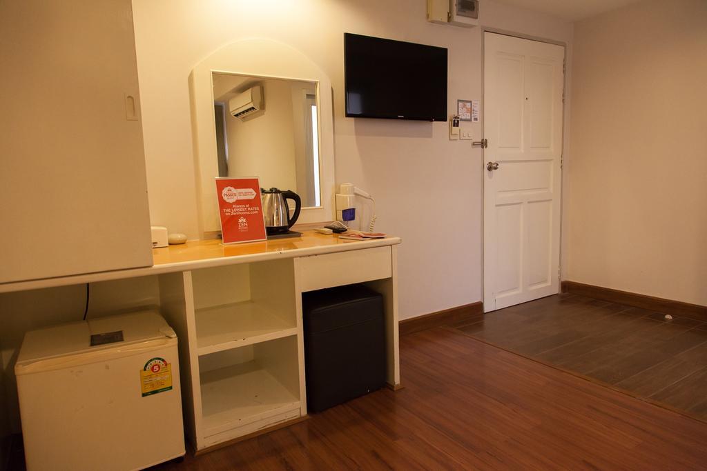 Zen Rooms Pratunam バンコク都 エクステリア 写真